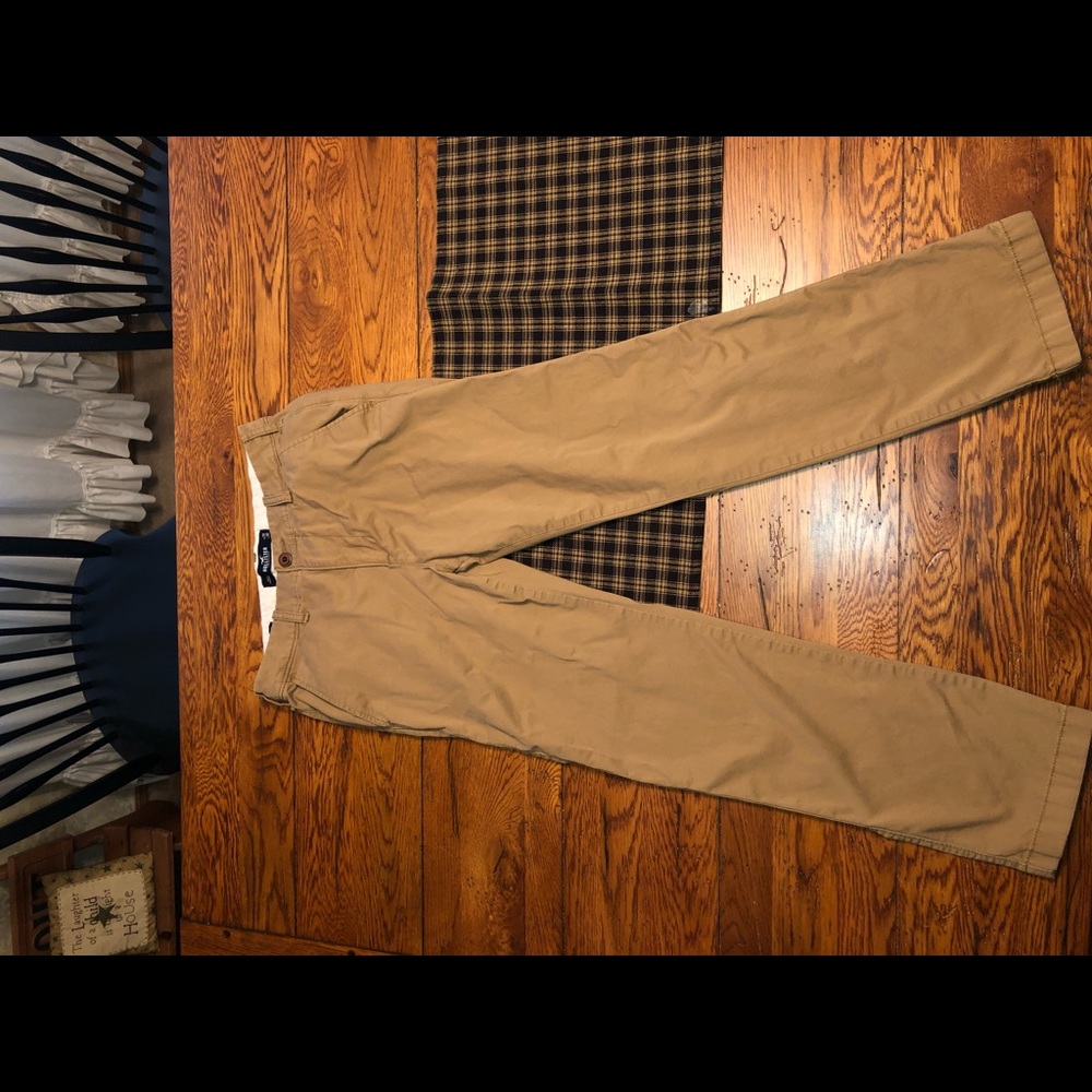 Hollister khakis